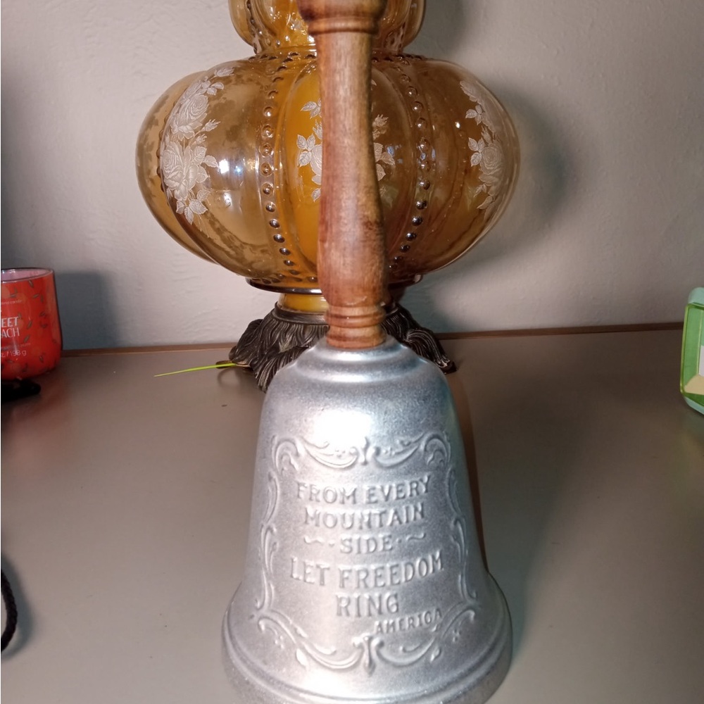 Vintage Pewter Bicentennial The Freedom Bell America Dinner 1776 1976  10.5” - Picture 2 of 2